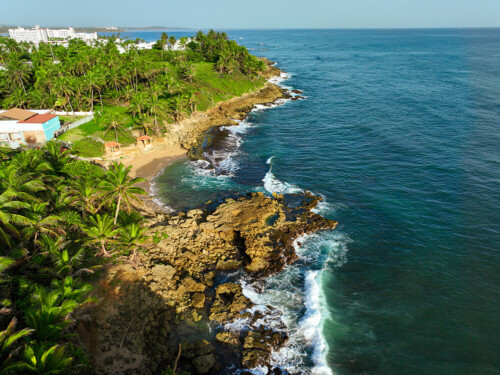 Mameyal Bay, Dorado